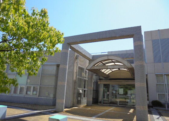 彦島図書館の外観